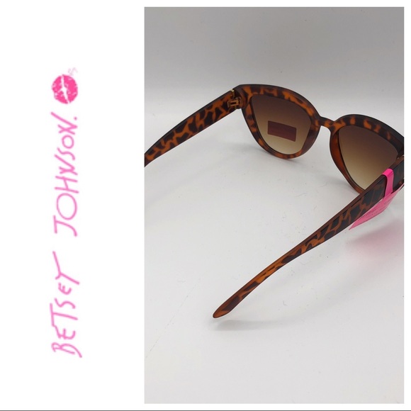 NEW BETSEY JOHNSON LEOPARD SUNGLASSES - Picture 4 of 7